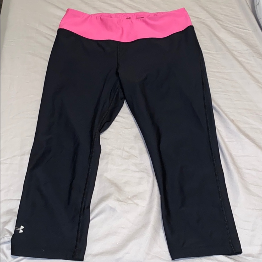 Under armor capris yoga pants